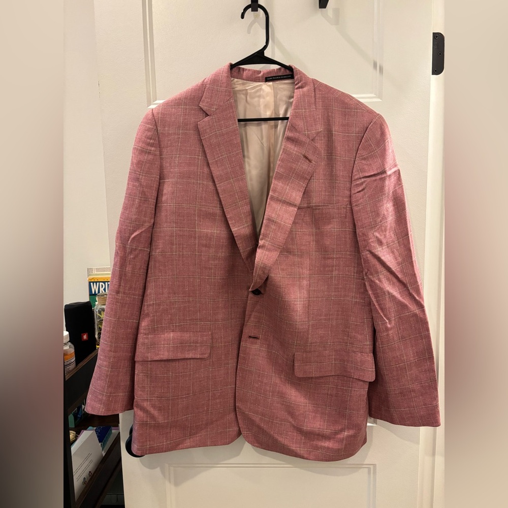 Elegant Men's Blazer in Rose by [Brand]